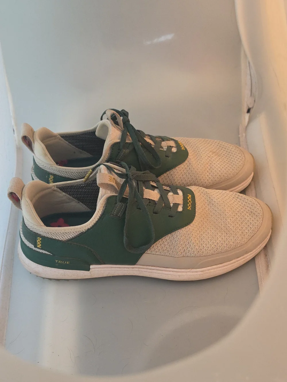 Men's Cream Mesh Sneakers with Green Overlays